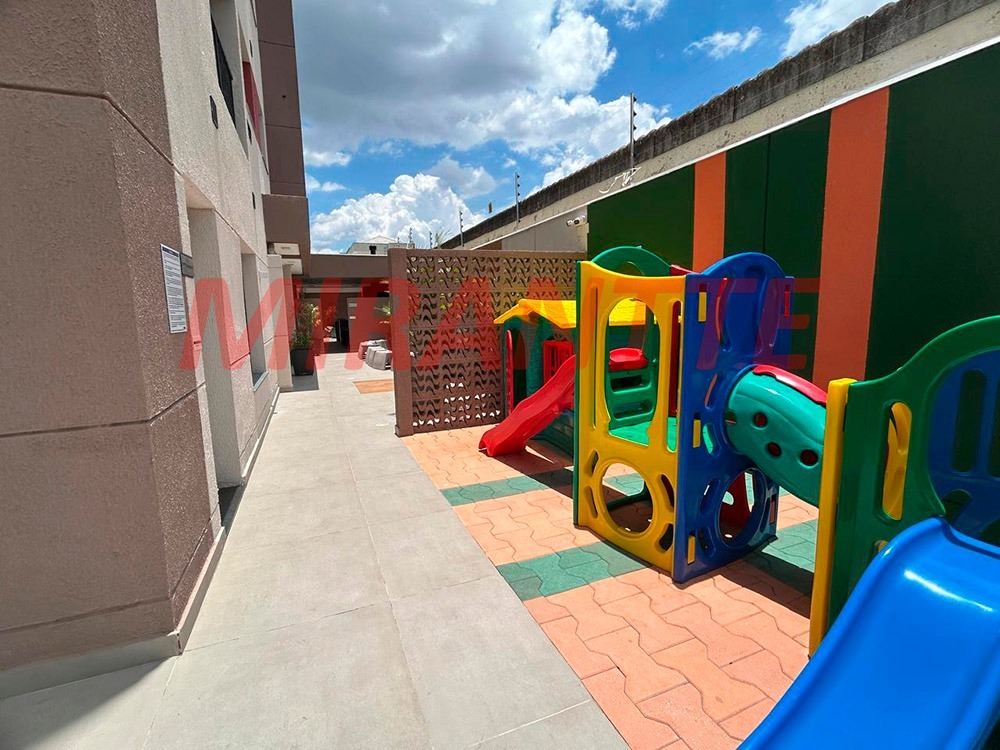 Apartamento de 40m² com 2 quartos em Vila Mazzei
