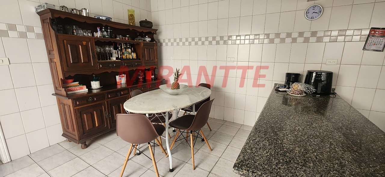 Sobrado de 243m² com 3 quartos em Parada Inglesa