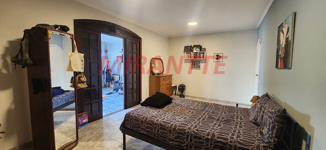 Sobrado de 243m² com 3 quartos em Parada Inglesa