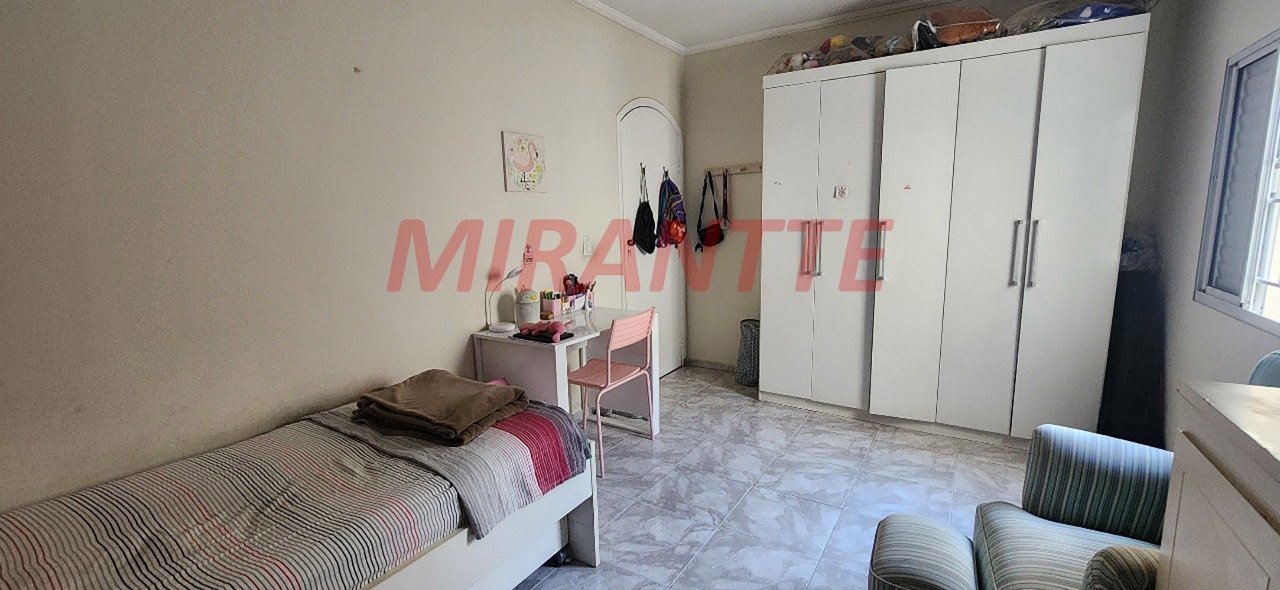Sobrado de 243m² com 3 quartos em Parada Inglesa