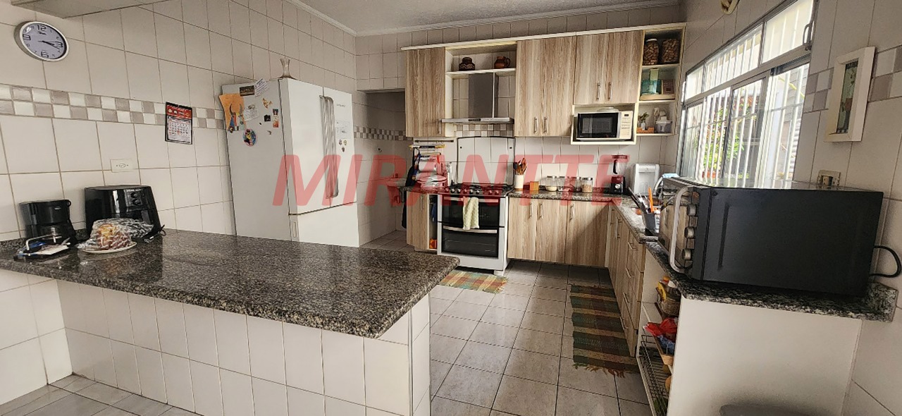 Sobrado de 243m² com 3 quartos em Parada Inglesa