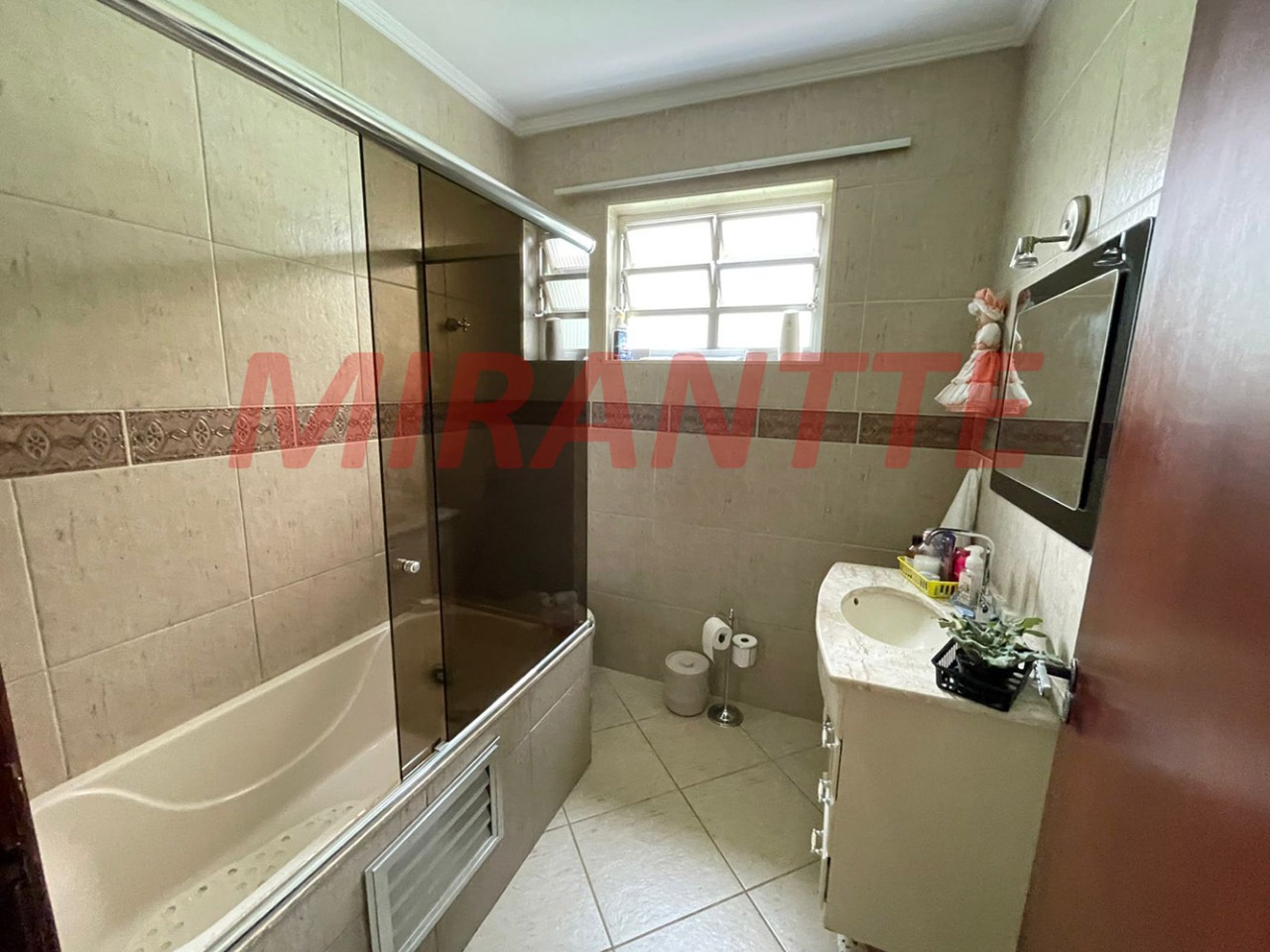 Casa terrea de 166m² com 3 quartos em Santa Teresinha