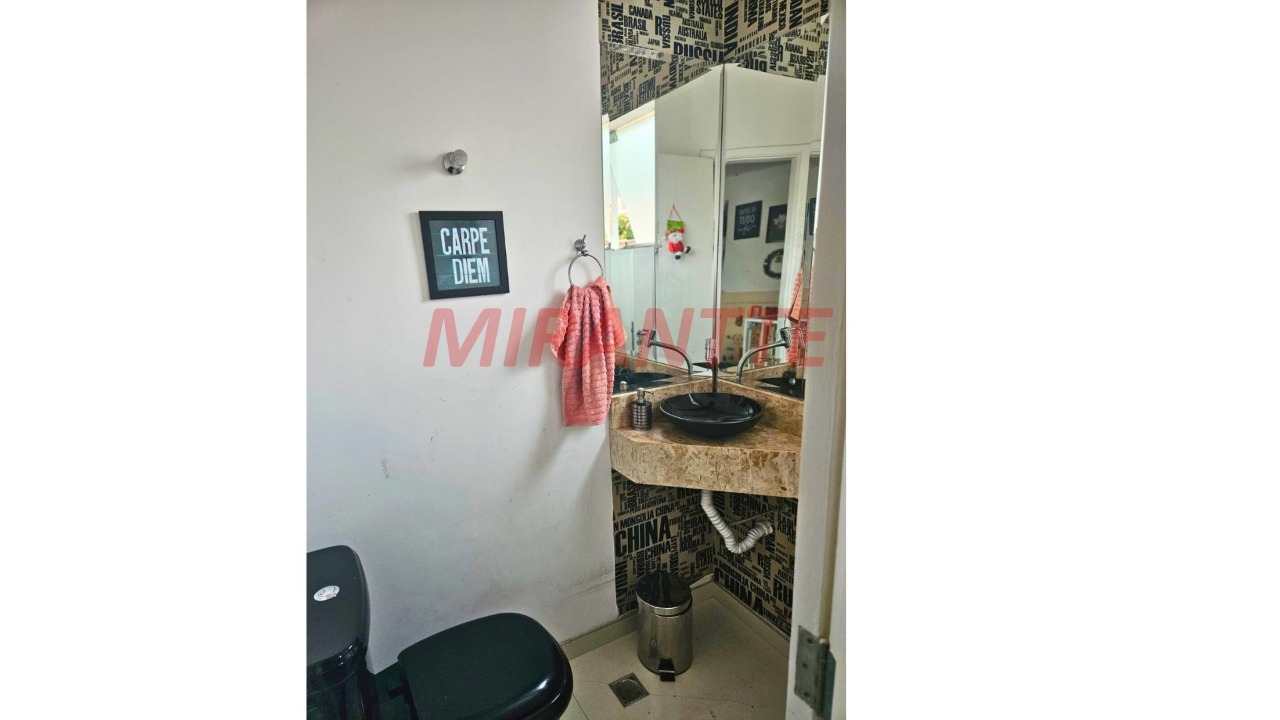 Cond. fechado de 100m² com 3 quartos em Água Rasa