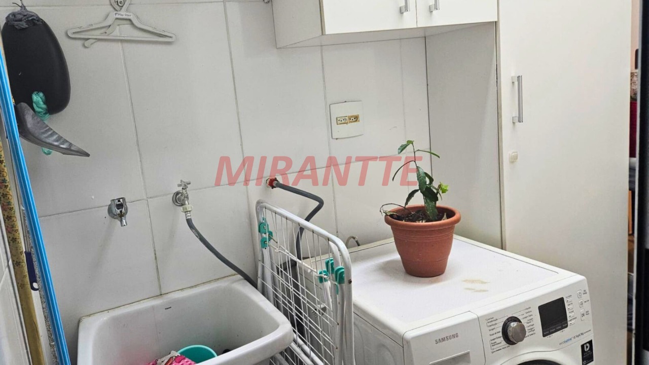 Cond. fechado de 100m² com 3 quartos em Água Rasa