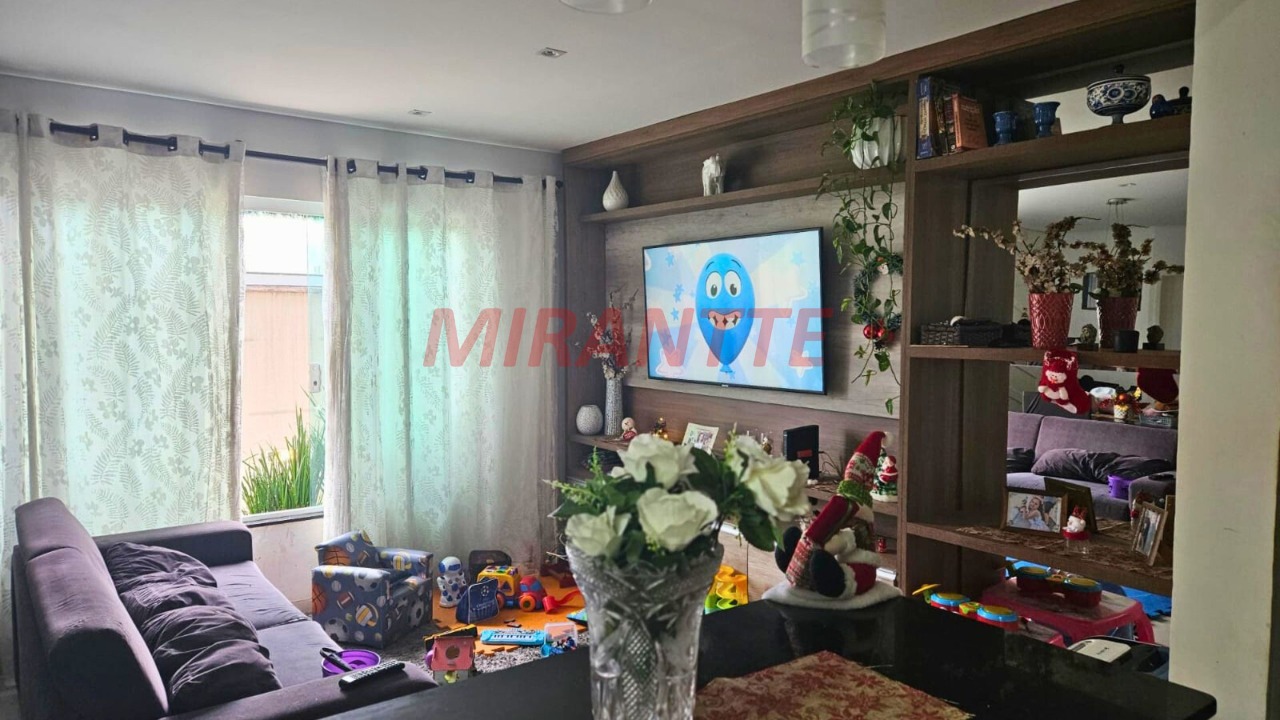 Cond. fechado de 100m² com 3 quartos em Água Rasa