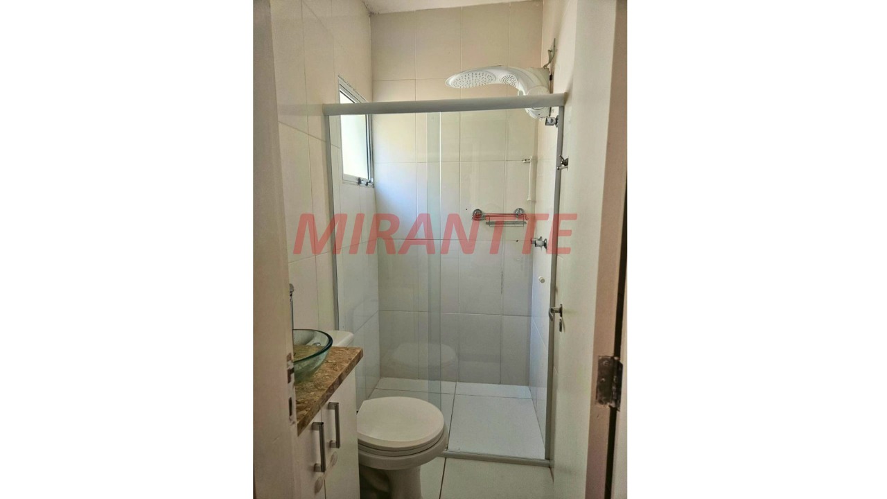 Cond. fechado de 100m² com 3 quartos em Água Rasa