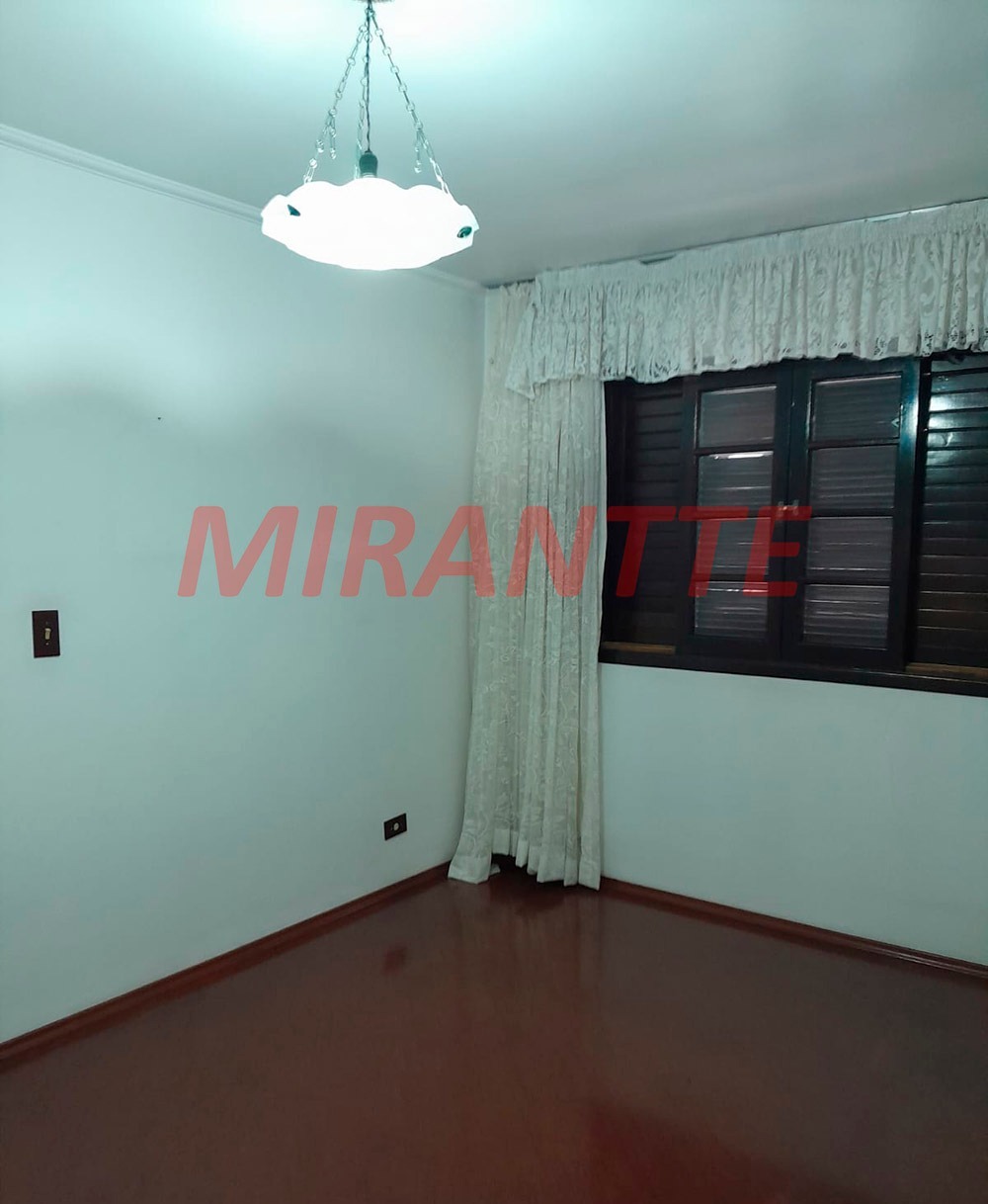 Sobrado de 230m² com 3 quartos em Vila Nova Mazzei