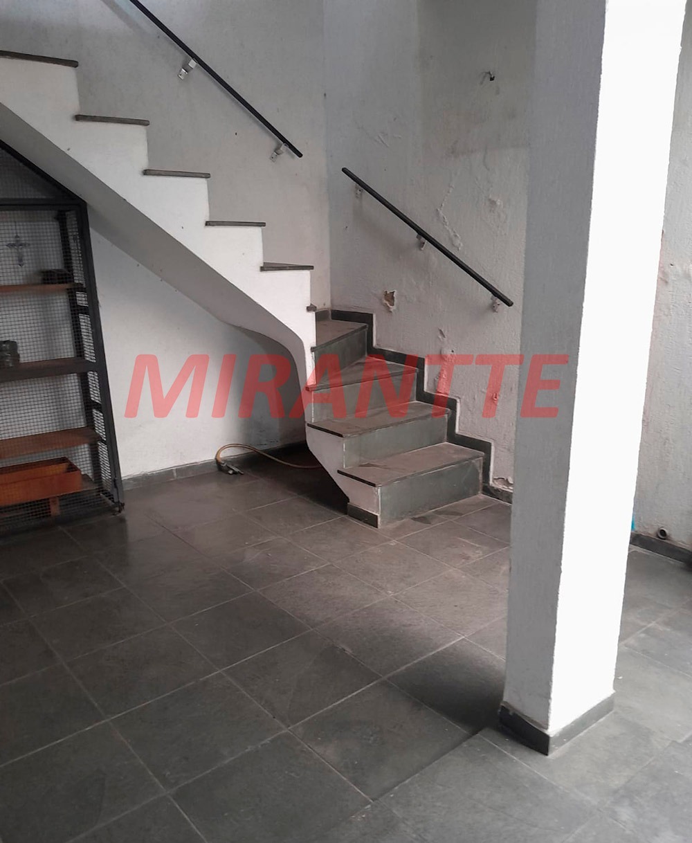 Sobrado de 230m² com 3 quartos em Vila Nova Mazzei