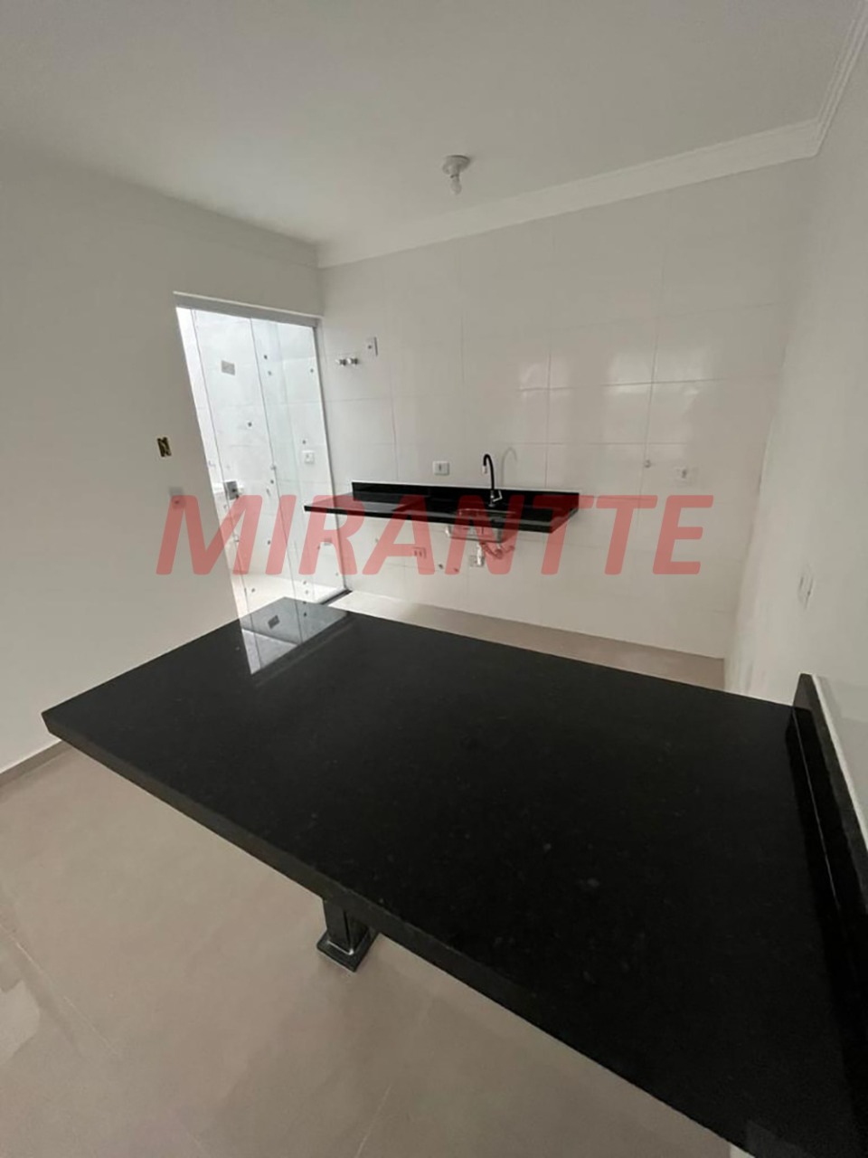 Cond. fechado de 65m² com 2 quartos em Imirim