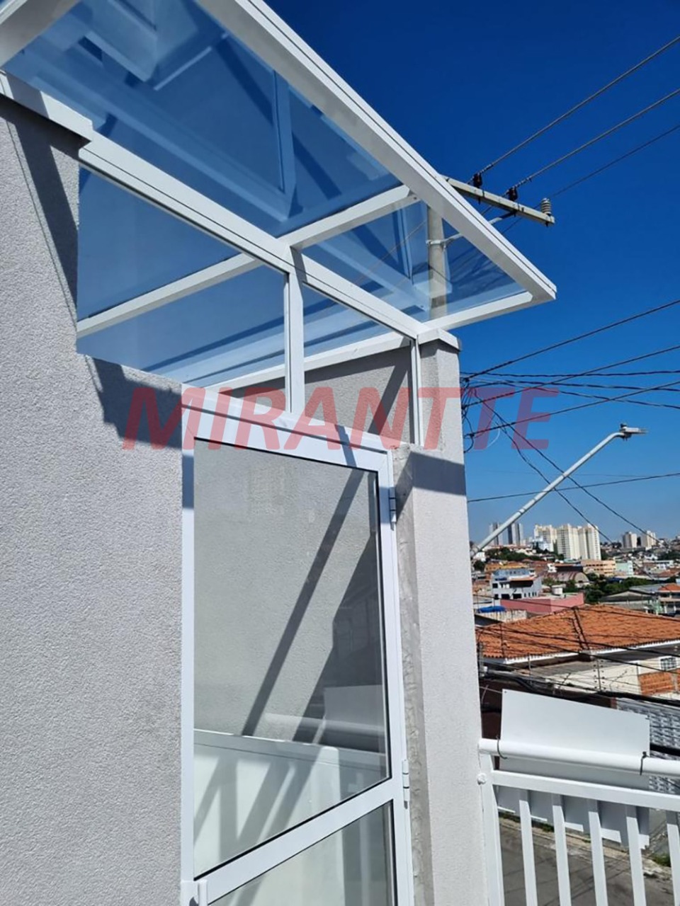 Cond. fechado de 65m² com 2 quartos em Imirim