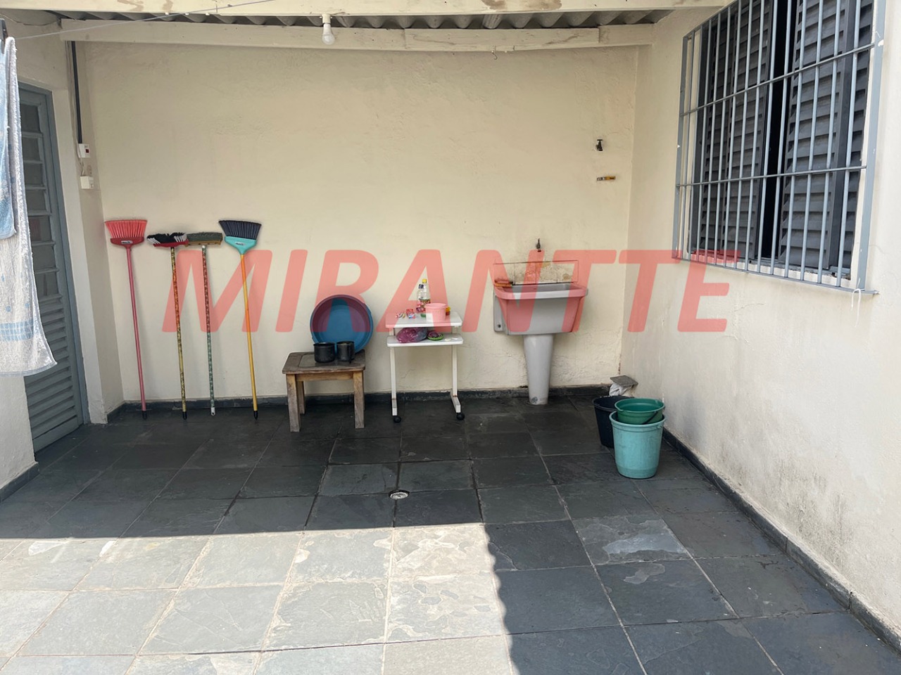 Casa terrea de 297m² com 2 quartos em Santana