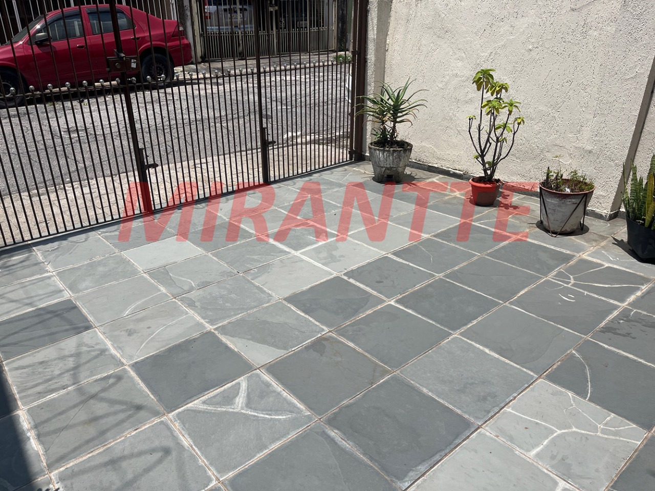 Casa terrea de 297m² com 2 quartos em Santana