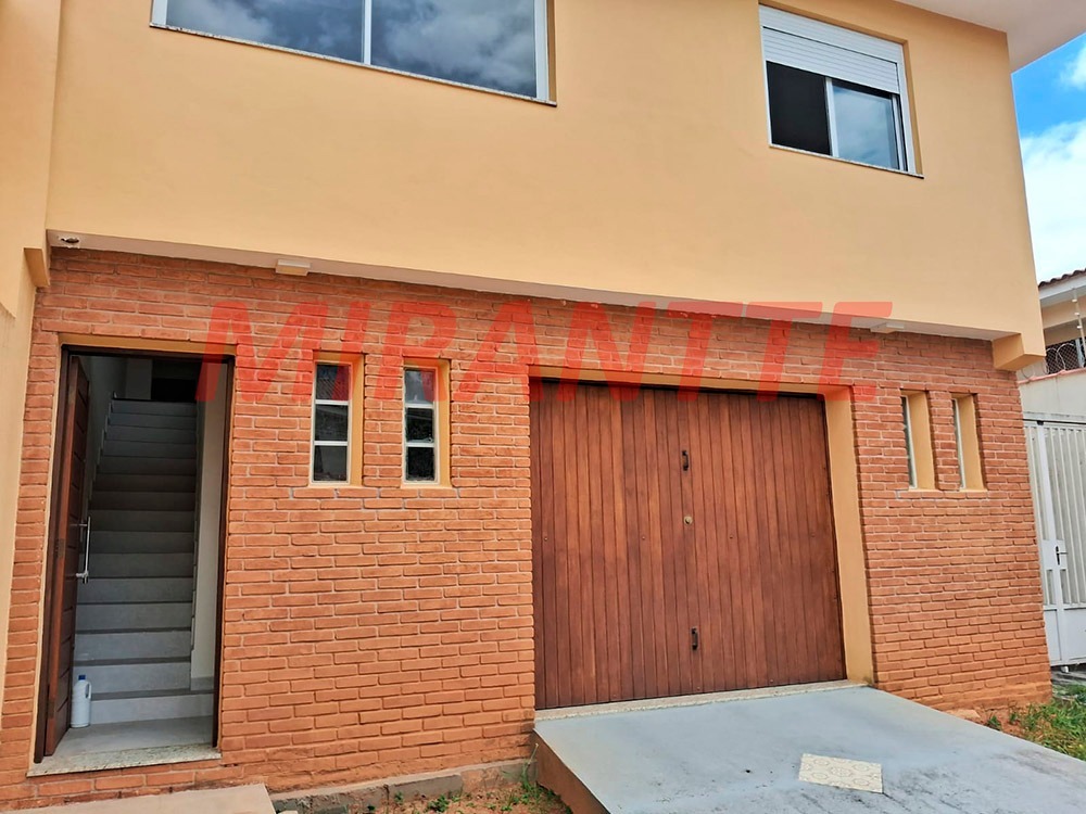 Sobrado de 250m² com 3 quartos em Jardim Virginia Bianca
