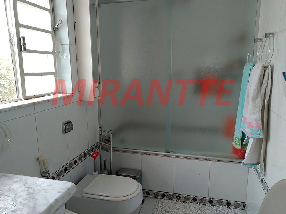 Sobrado de 192m² com 4 quartos em Casa Verde