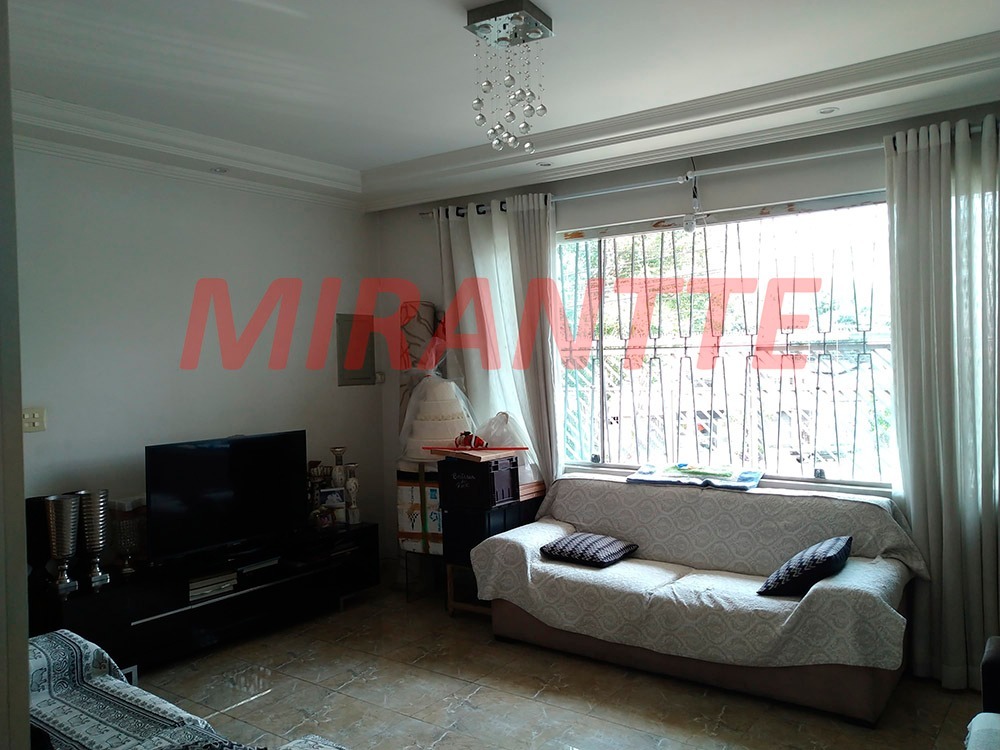 Sobrado de 192m² com 4 quartos em Casa Verde