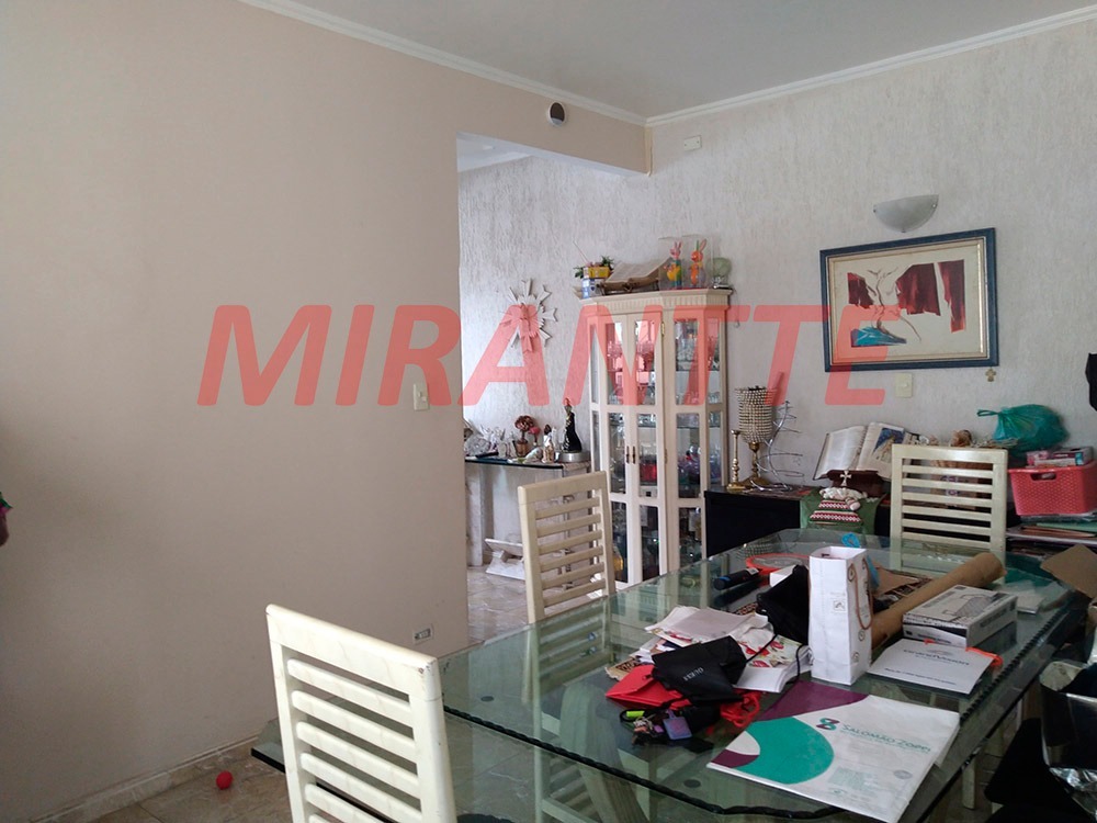 Sobrado de 192m² com 4 quartos em Casa Verde