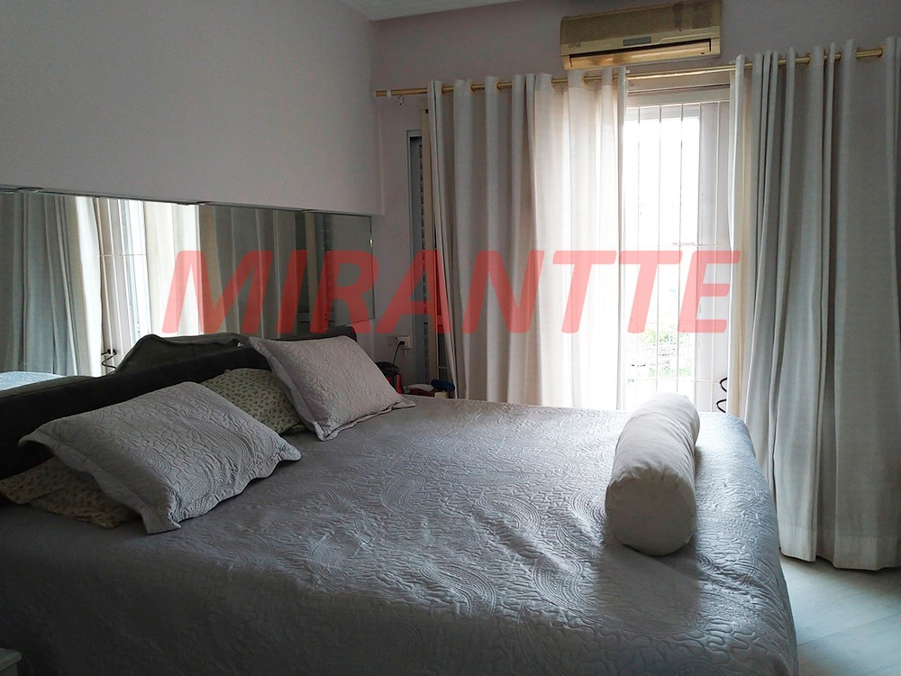 Sobrado de 192m² com 4 quartos em Casa Verde