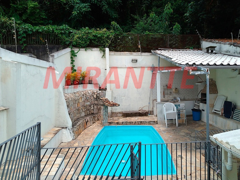 Sobrado de 192m² com 4 quartos em Casa Verde