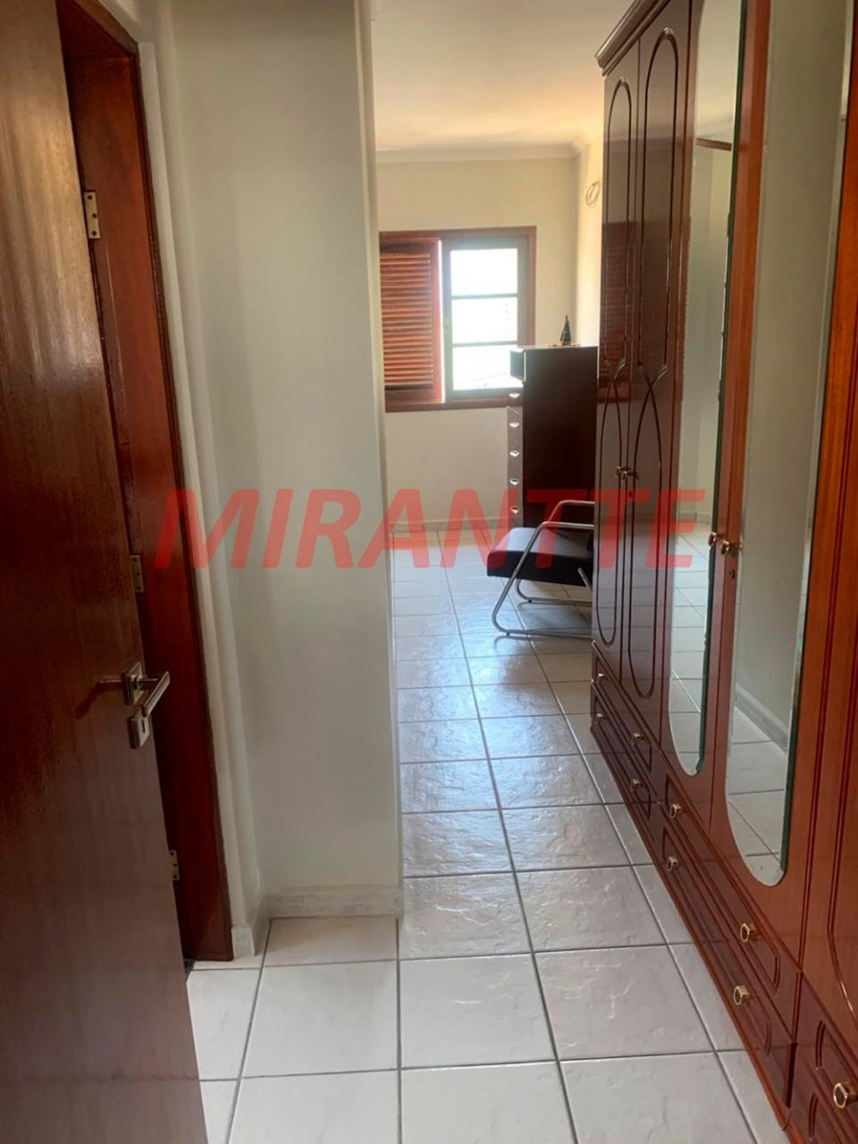 Sobrado de 226m² com 3 quartos em Parada Inglesa