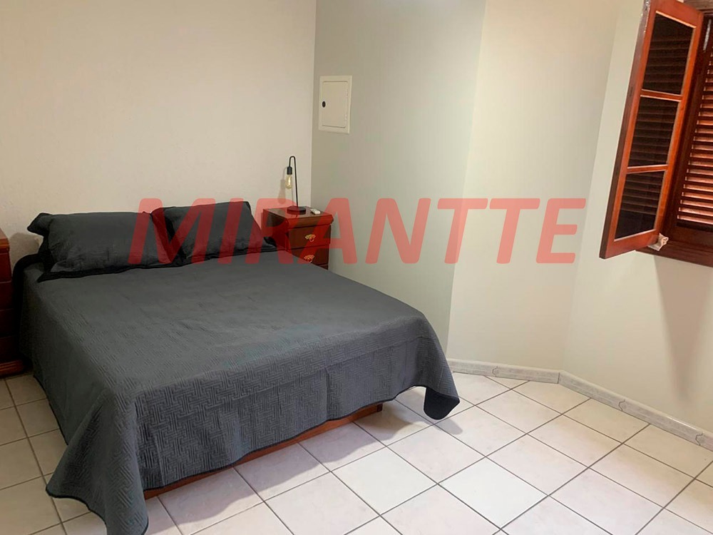 Sobrado de 226m² com 3 quartos em Parada Inglesa