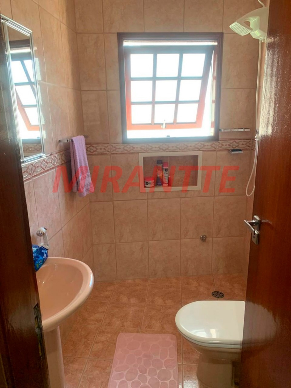 Sobrado de 226m² com 3 quartos em Parada Inglesa