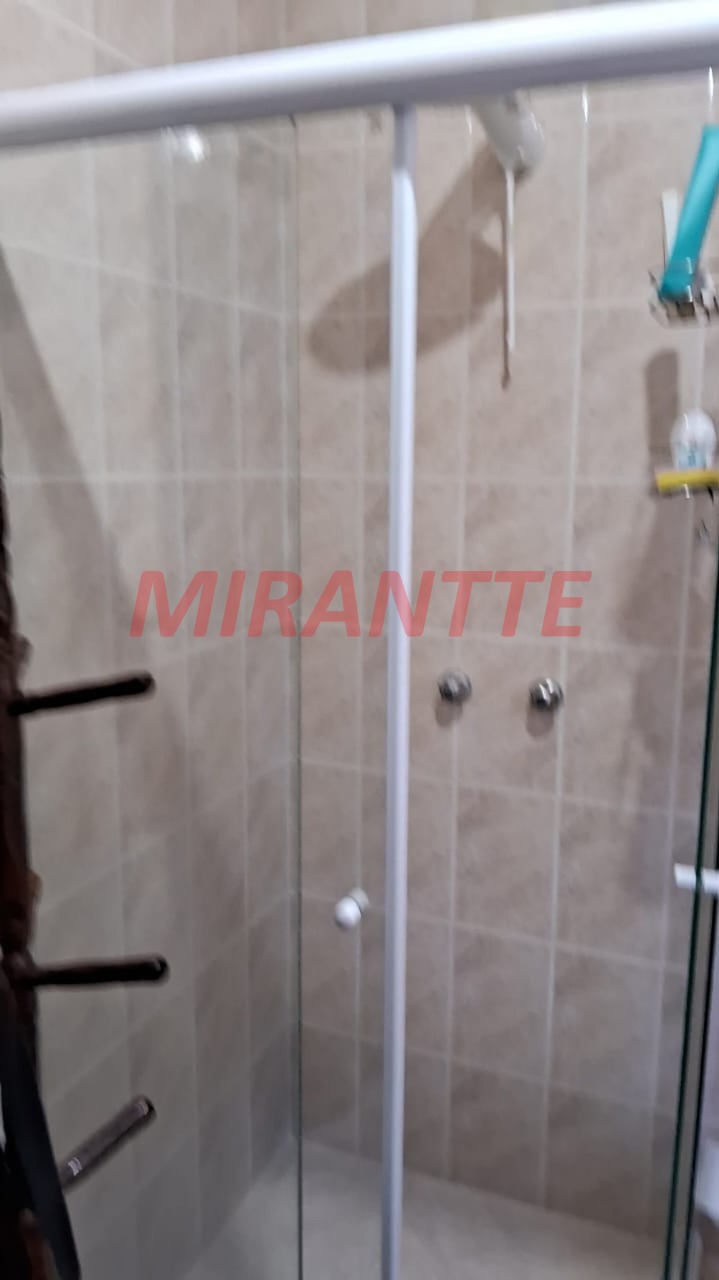 Cond. fechado de 430m² com 3 quartos em Serra da Cantareira