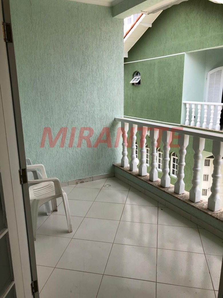 Cond. fechado de 180m² com 3 quartos em Horto Florestal