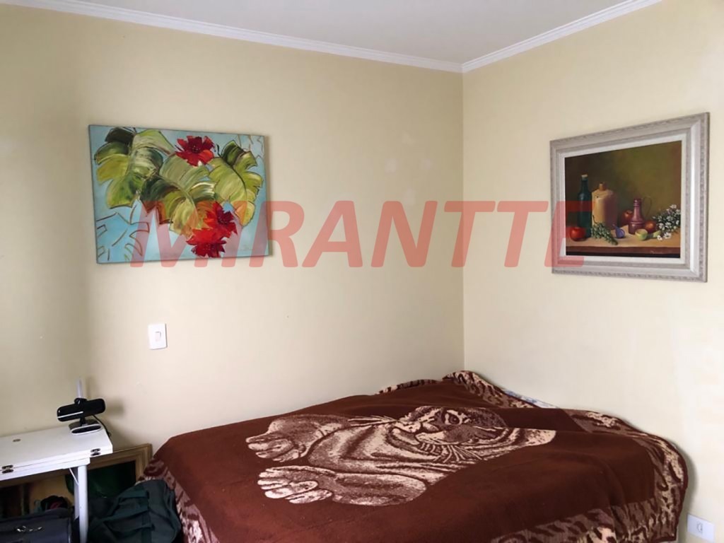 Cond. fechado de 180m² com 3 quartos em Horto Florestal