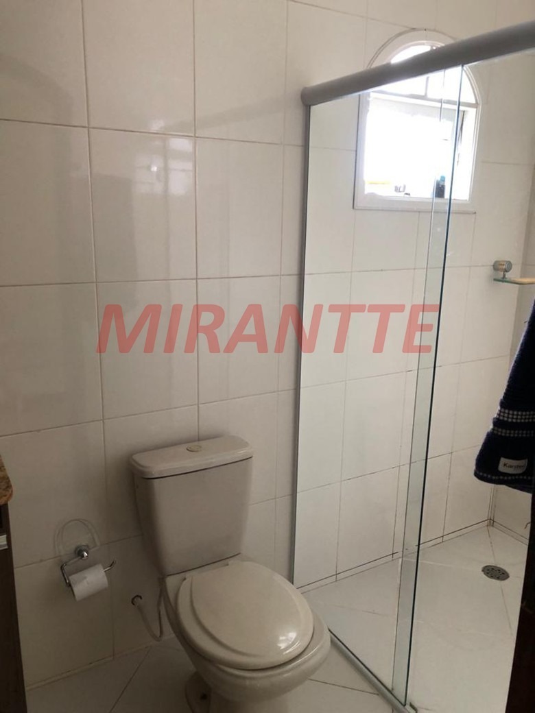 Cond. fechado de 180m² com 3 quartos em Horto Florestal