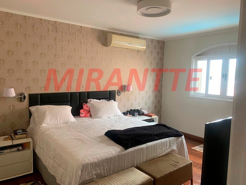 Casa terrea de 700m² com 4 quartos em Jardim Leonor Mendes De Barros