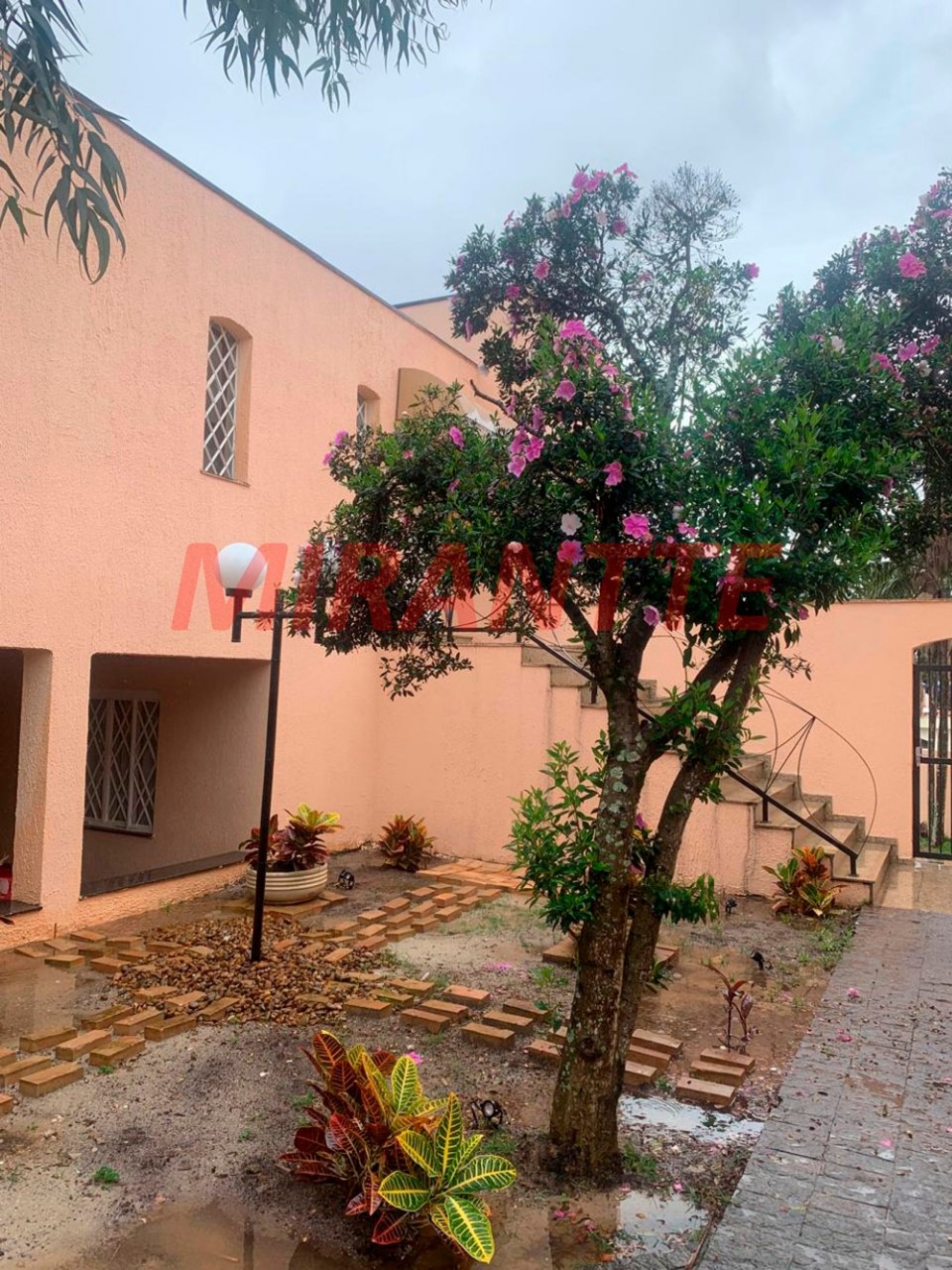 Casa terrea de 700m² com 4 quartos em Jardim Leonor Mendes De Barros