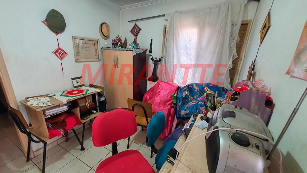 Casa terrea de 90m² com 4 quartos em Chora Menino