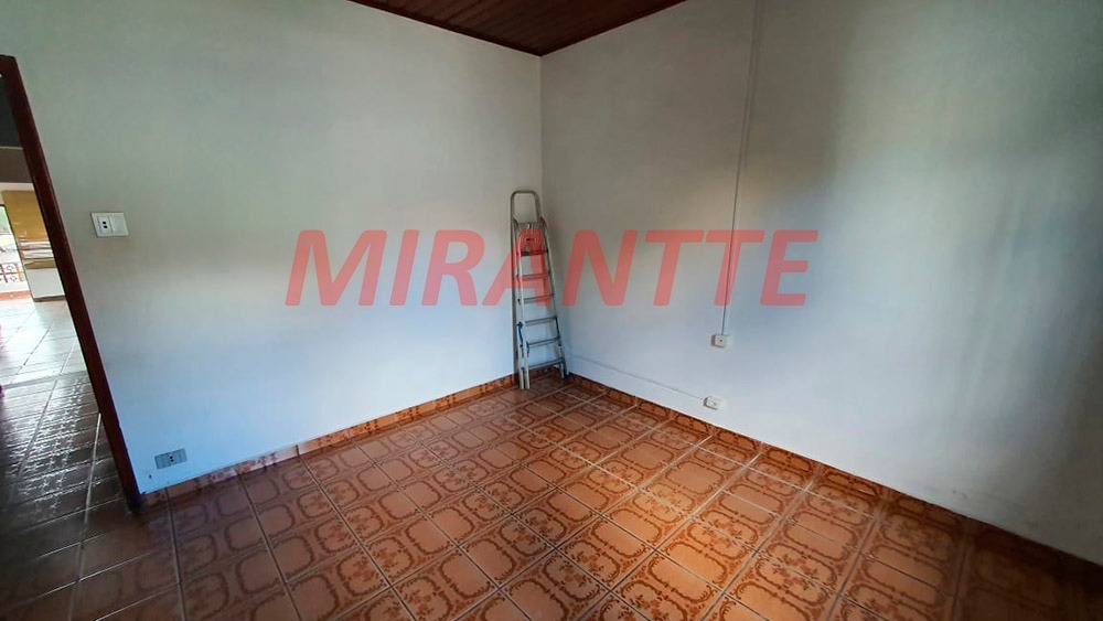 Casa terrea de 90m² com 4 quartos em Chora Menino