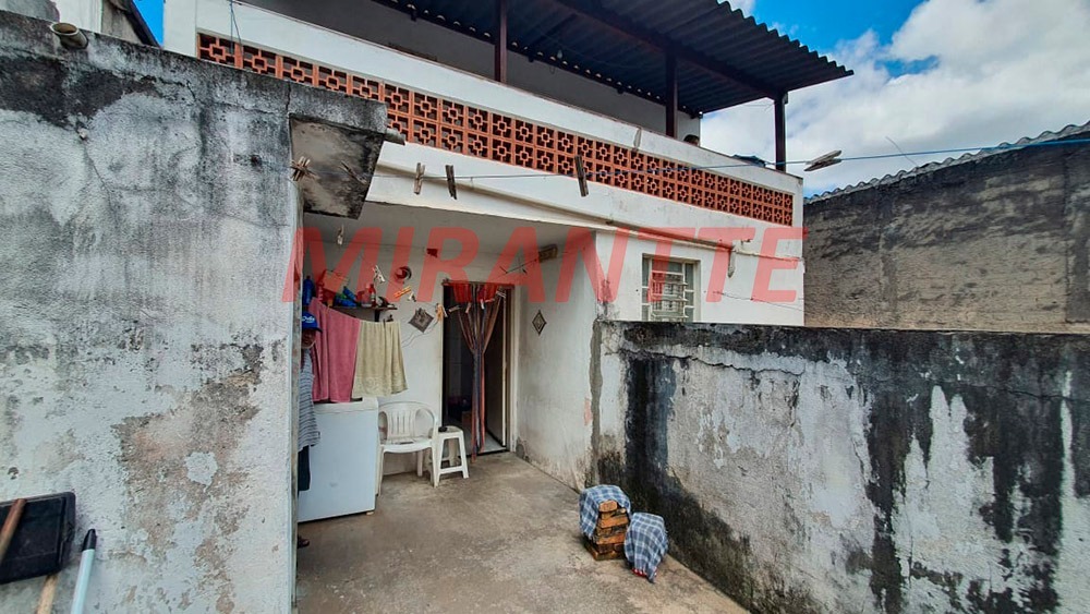 Casa terrea de 90m² com 4 quartos em Chora Menino