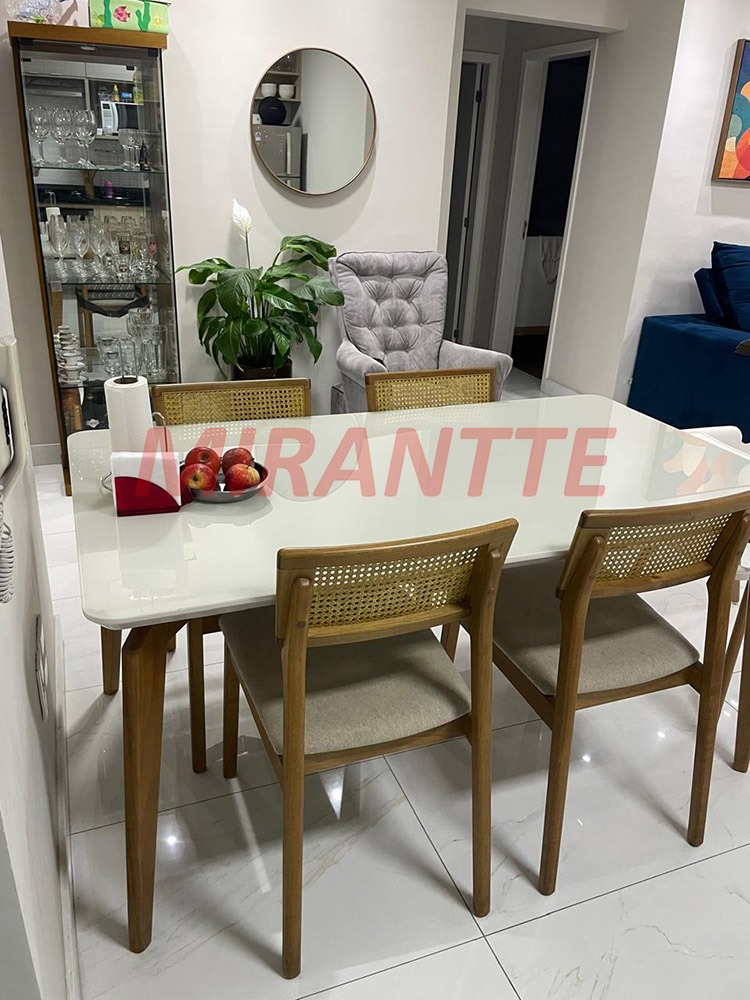 Apartamento de 64m² com 2 quartos em Santana