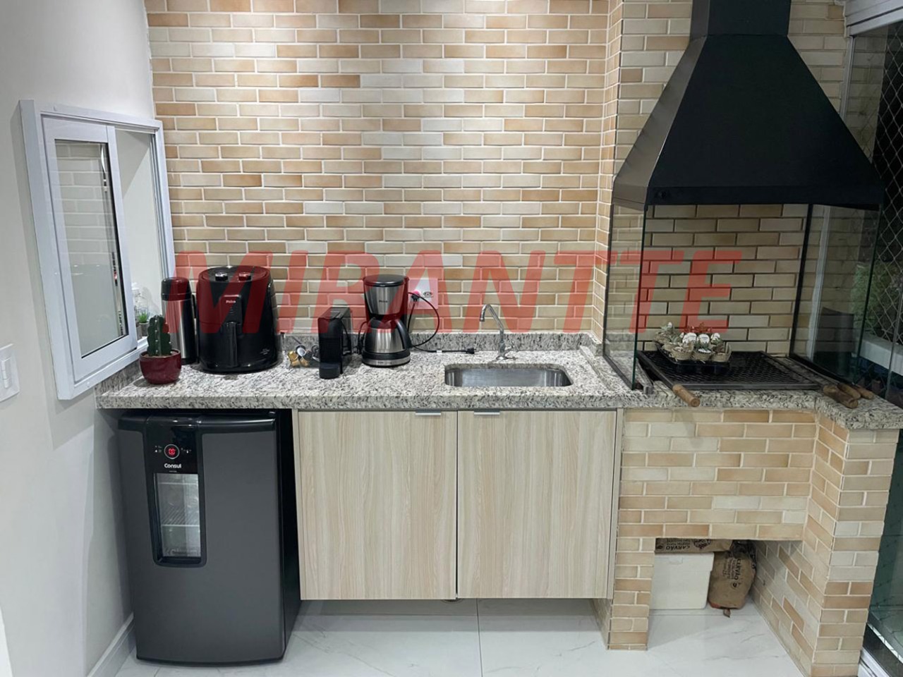 Apartamento de 64m² com 2 quartos em Santana