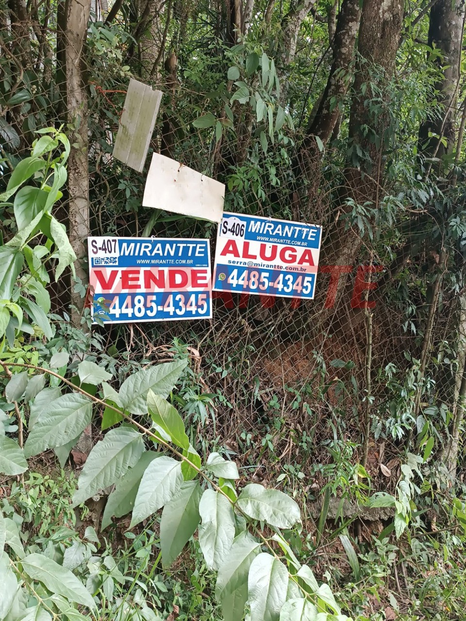 Terreno de 0m² em Luiz Fagundes