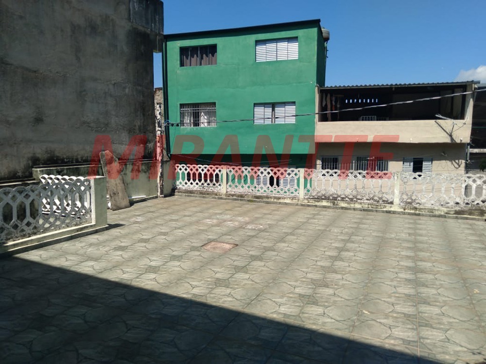Casa terrea de 240m² com 4 quartos em Tremembe