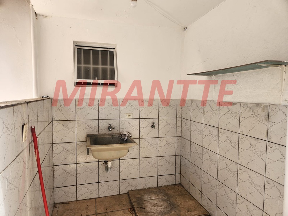 Sobrado de 250m² com 3 quartos em Vila Castelo