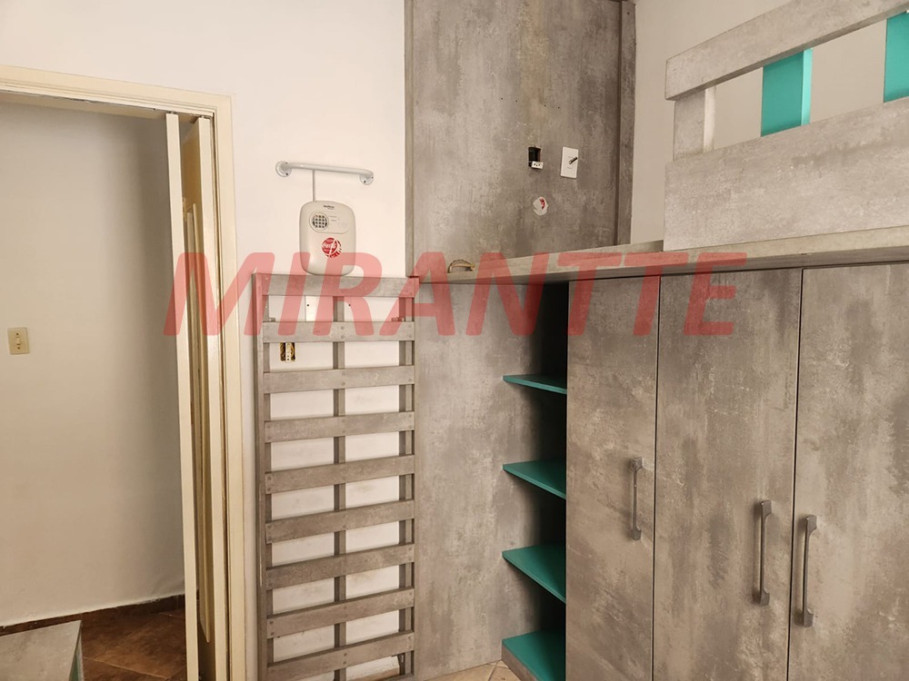 Sobrado de 250m² com 3 quartos em Vila Castelo