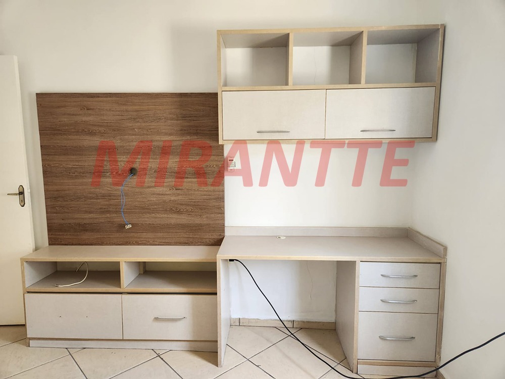 Sobrado de 250m² com 3 quartos em Vila Castelo