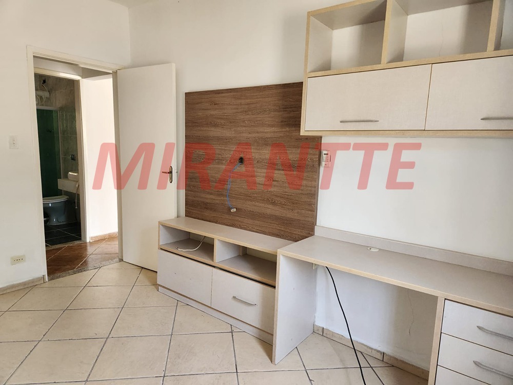 Sobrado de 250m² com 3 quartos em Vila Castelo