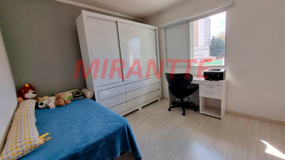 Sobrado de 140m² com 2 quartos em Vila Mazzei