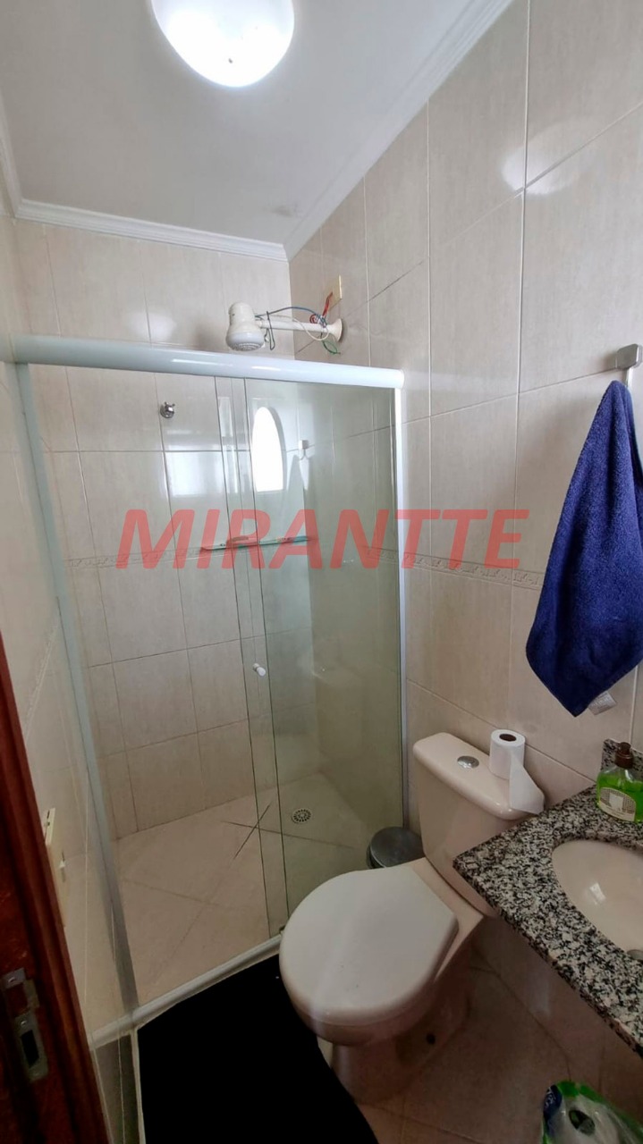 Sobrado de 140m² com 2 quartos em Vila Mazzei