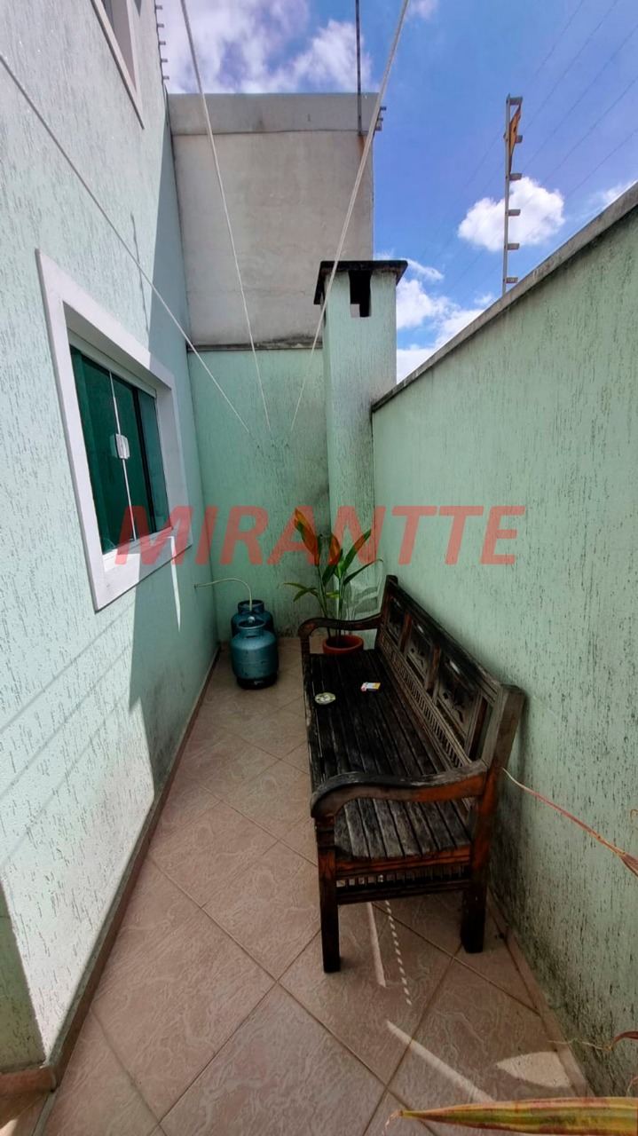 Sobrado de 140m² com 2 quartos em Vila Mazzei