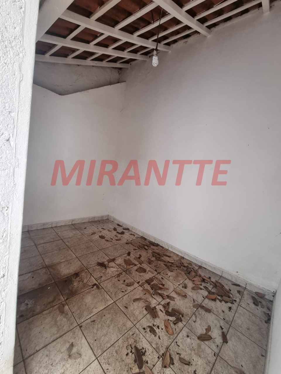 Sobrado de 246m² com 4 quartos em Santana