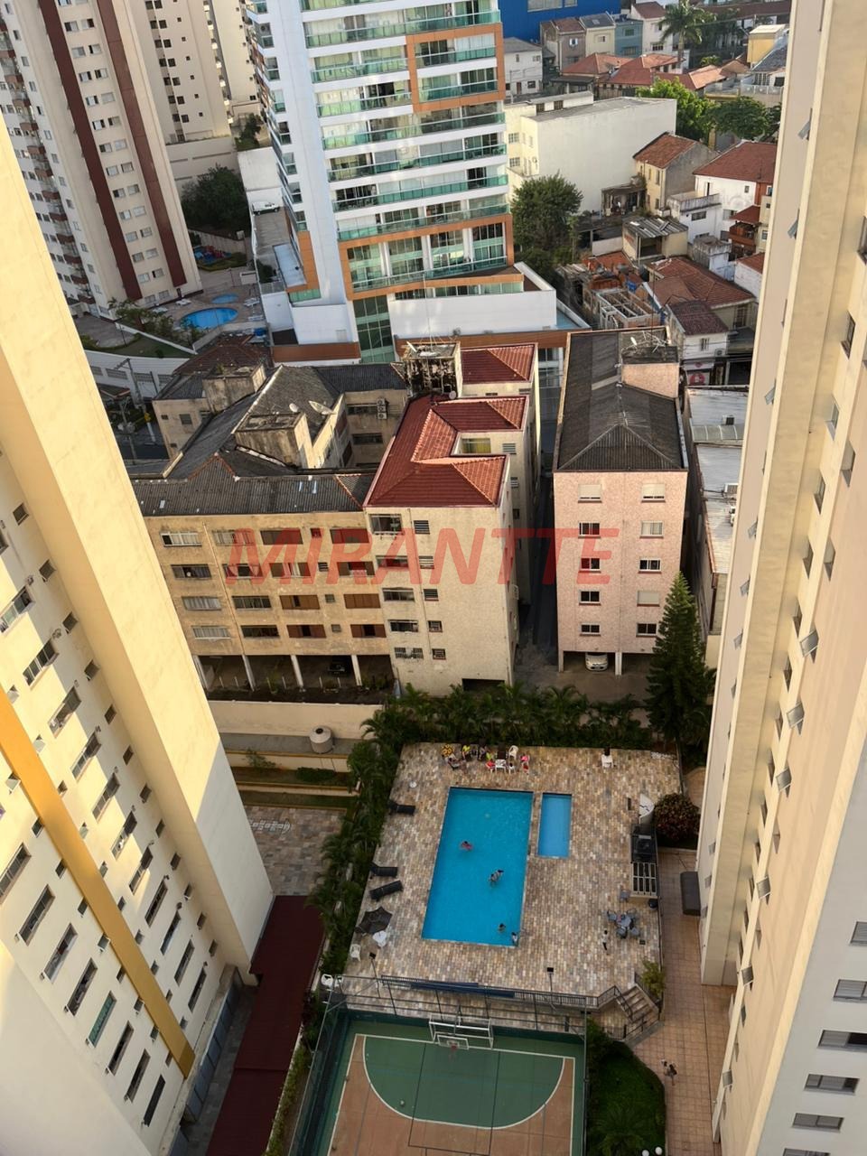 Apartamento de 72m² com 2 quartos em Santana