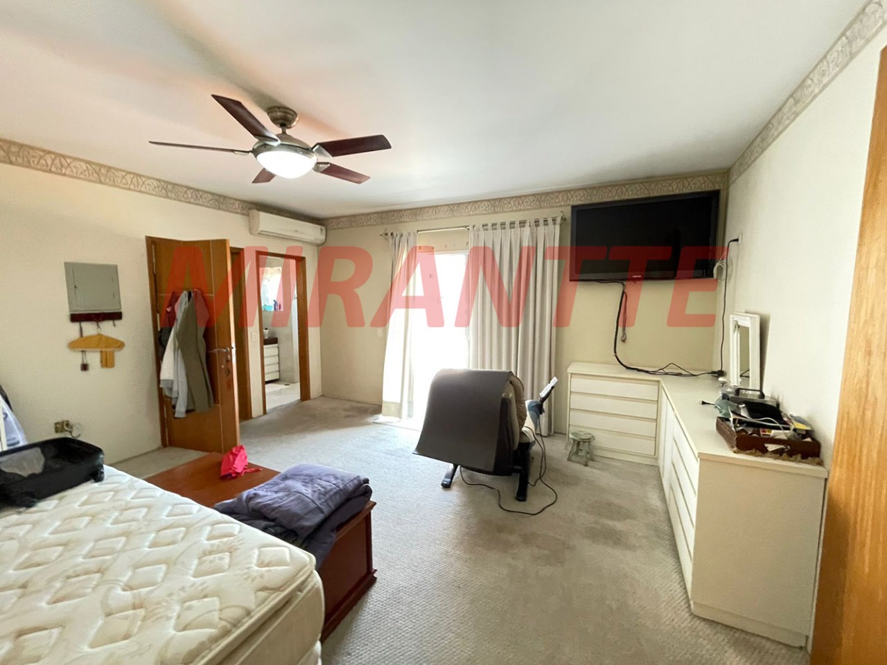 Sobrado de 265m² com 3 quartos em Tucuruvi