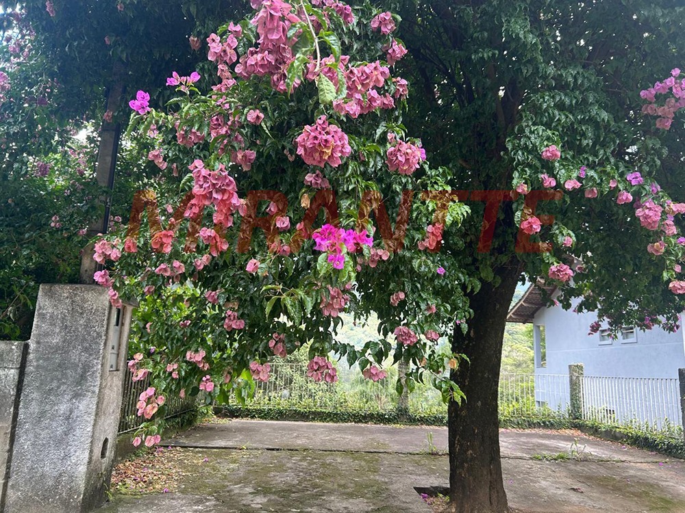 Cond. fechado de 267m² com 2 quartos em Morada Das Flores
