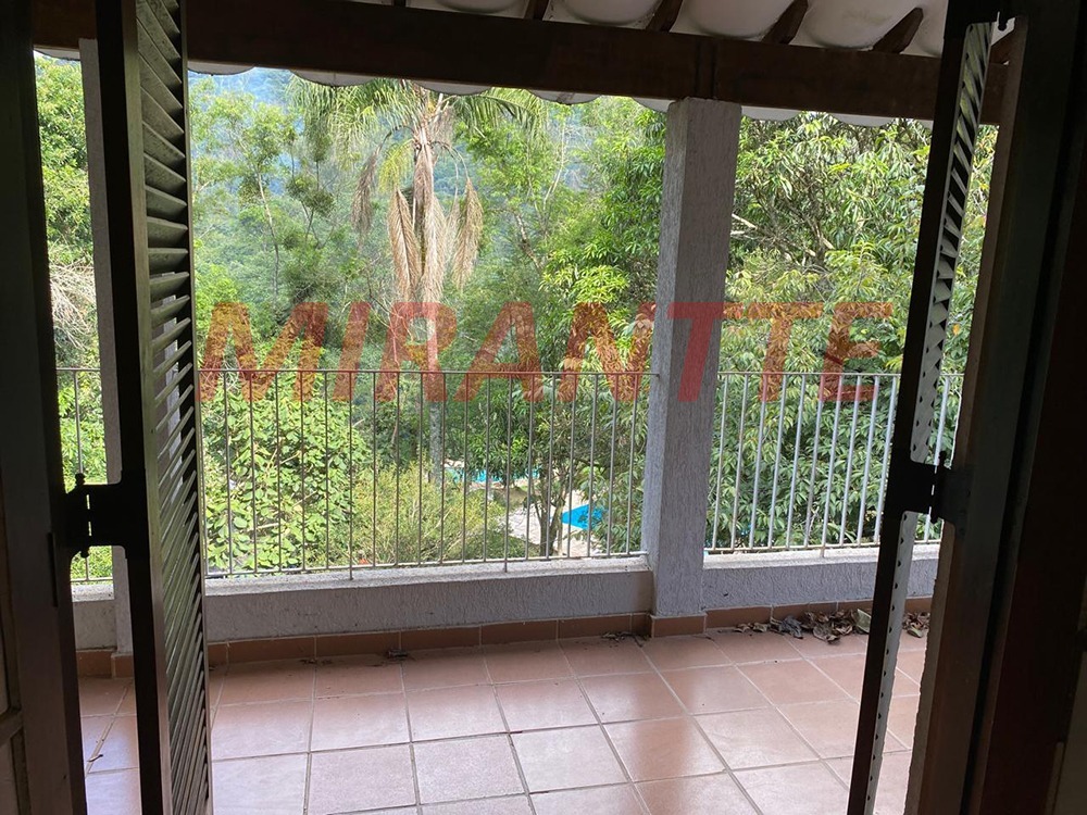 Cond. fechado de 267m² com 2 quartos em Morada Das Flores